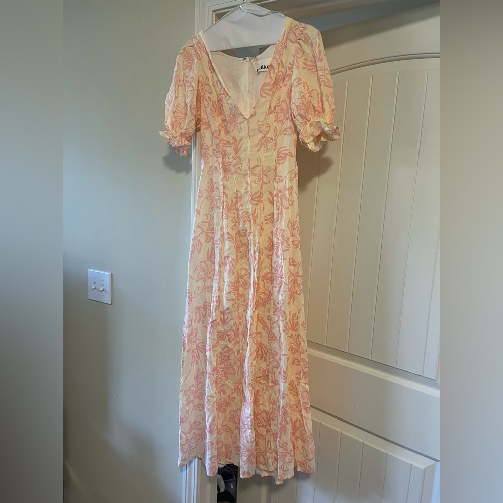 XS dress never worn, tags still on